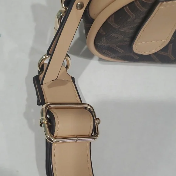 NEVER USED Jones New York Crossbody Bag to Fanny Pack - Picture 5 of 5